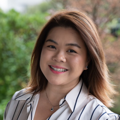 Photo of Associate Professor Vivienne Mak