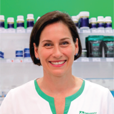 Photo of Lucy Walker